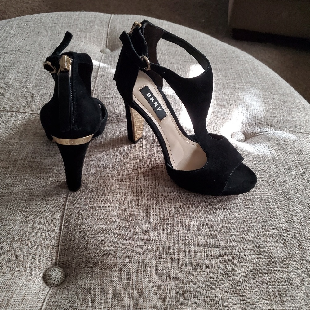 Pumps, only worn twice